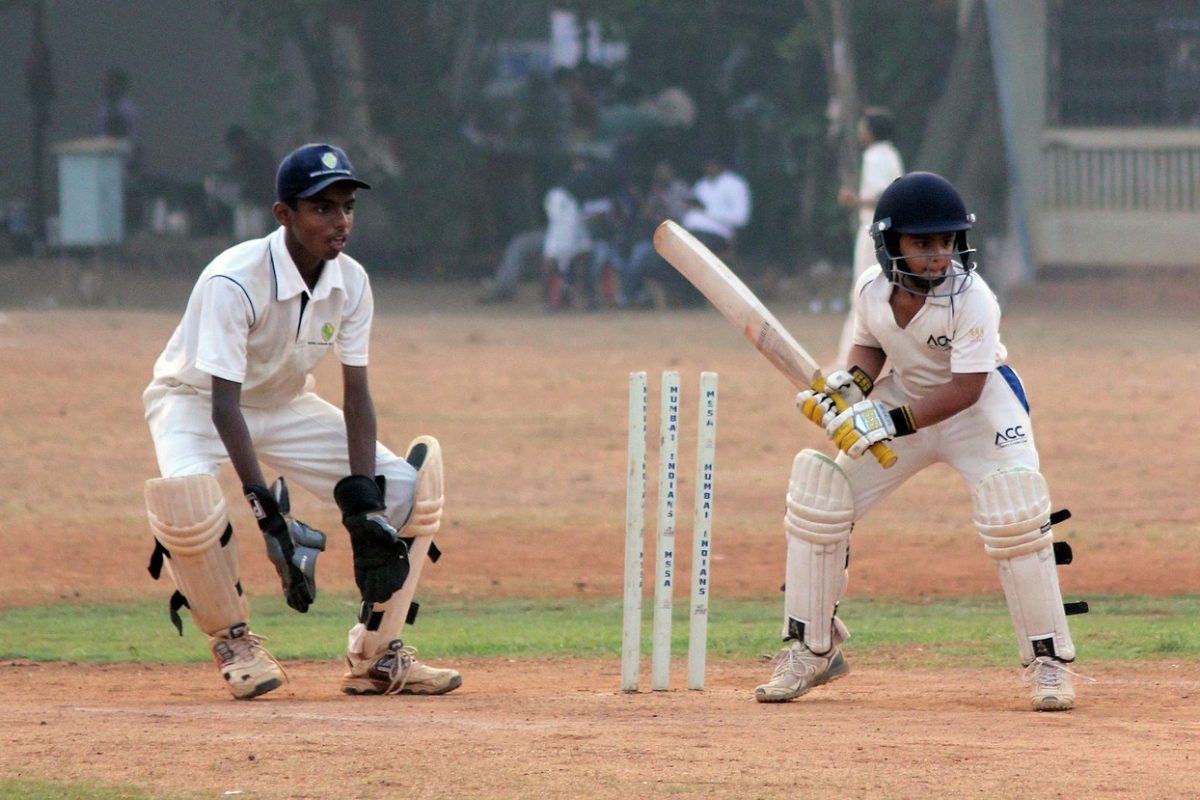 cricket, sports, view, close, stumps, bat, pitch, batsman, playing, wicketkeeper, keeping, brown sports, cricket, cricket, cricket, cricket, cricket
